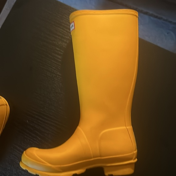 Hunter Classic Yellow Tall Rain Boots - Picture 5 of 12